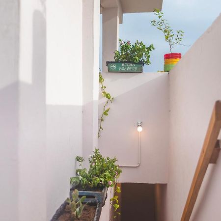 African Vibrations Hostel Osu Accra Exterior photo