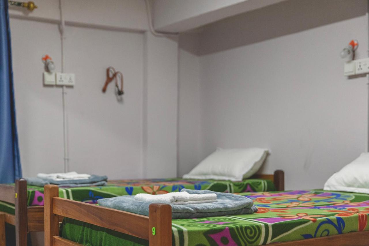 African Vibrations Hostel Osu Accra Exterior photo
